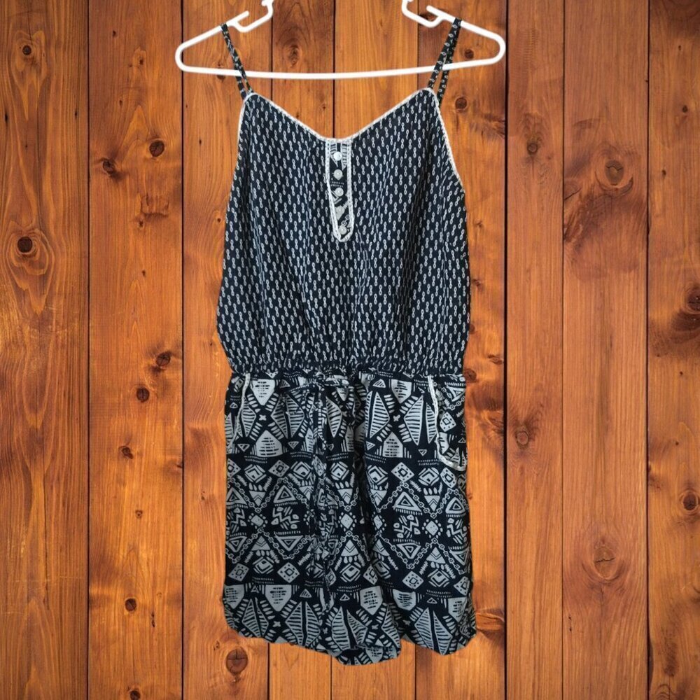 Up By Ultra Pink Spaghetti Strap Aztec Geometric Print Romper Size Medium